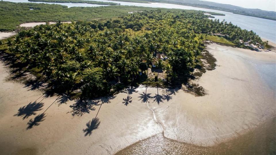 Fazenda Cipo Island – Private island in Brazil, South America